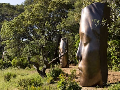 'Les trois alchimistes' (2018), de Jaume Plensa. 