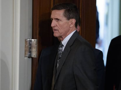 Flynn, en uno de sus &uacute;ltimos actos p&uacute;blicos como consejero de Trump