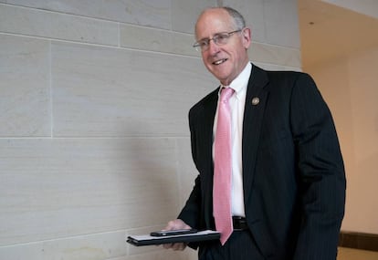 El representante republicano Michael Conaway, que supervisa la investigación, la semana pasada