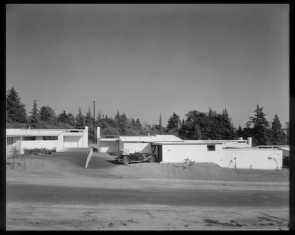 La destrucción de 21 de las 28 casas del conjunto de Park Planned Homes, diseñadas por Gregory Ain en 1948, supone una pérdida irreparable para la arquitectura colectiva de la posguerra. 