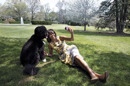 Los Obama cumplieron la promesa que hicieron a Malia y Sasha de que, si su padre salía elegido presidente, tendrían un perro. Acabaron teniendo dos.