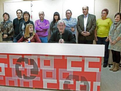 Los representantes de las organizaciones agrupadas en la Cumbre Social Vasca, ayer en Bilbao.