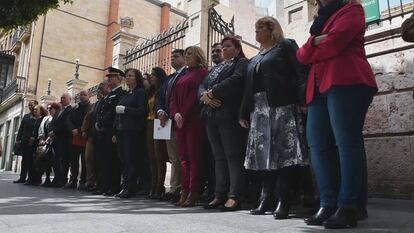 Minuto de silencio por la muerte machista de María del Carmen Ortega en Albox.