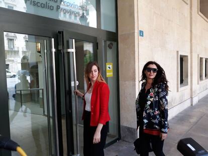 La edil no adscrita y ex de Guanyar Nerea Belmonte ha entregado este jueves al fiscal anticorrupción de Alicante un expediente sobre la supuesta compra de su voto para avalar la candidatura de la socialista, Eva Montesinos.