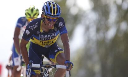 Alberto Contador, durante la &uacute;ltima ascensi&oacute;n.