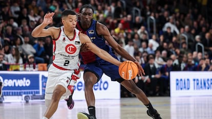 Dame Sarr, en un duelo de la ACB contra el Casademont Zaragoza.