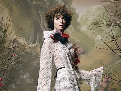 Miranda July, fotografiada por Autumn de Wilde para la campaña 0-i 2018 de Rodarte.