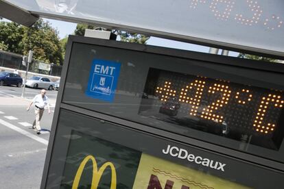 En esta imagen, un termometro en la calle Menendez Pelayo.