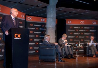 El exministro Josep Piqué y el catedrático Antón Costas discuten sobre la crisis europea.
