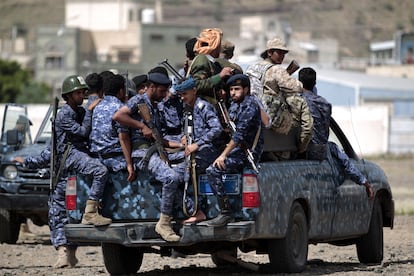 Un vehículo con fuerzas Huthi, en septiembre de 2019, en Saná.