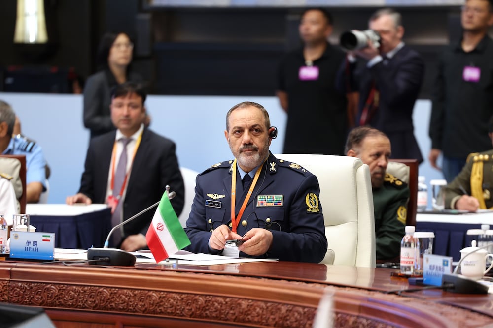 O ministro da Defesa do Irã, Amir Nasirzadeh, em junho, na China.