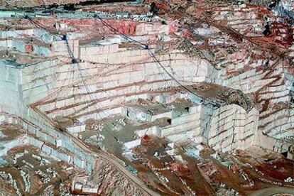 Cantera de mármol compartida del Grupo Levantina.