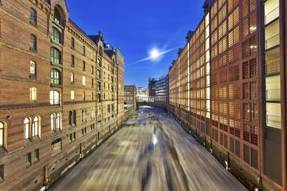 Vista d'un carrer d'Hamburg (Alemanya).