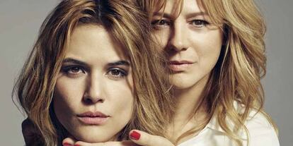 Adriana Ugarte y Emma Suárez, en 'Julieta'.