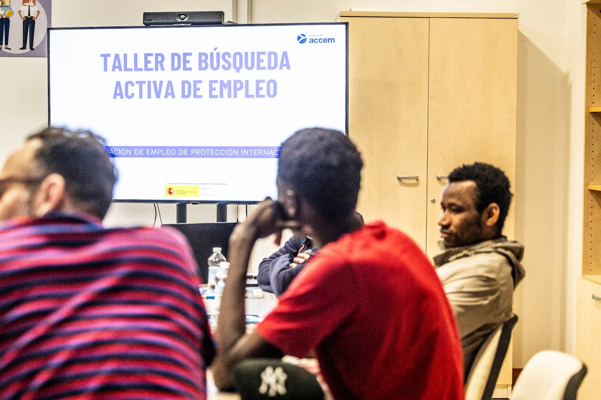 Qué mueve a los trabajadores a buscar otro empleo: más sueldo en Estados Unidos y miedo al despido en Europa