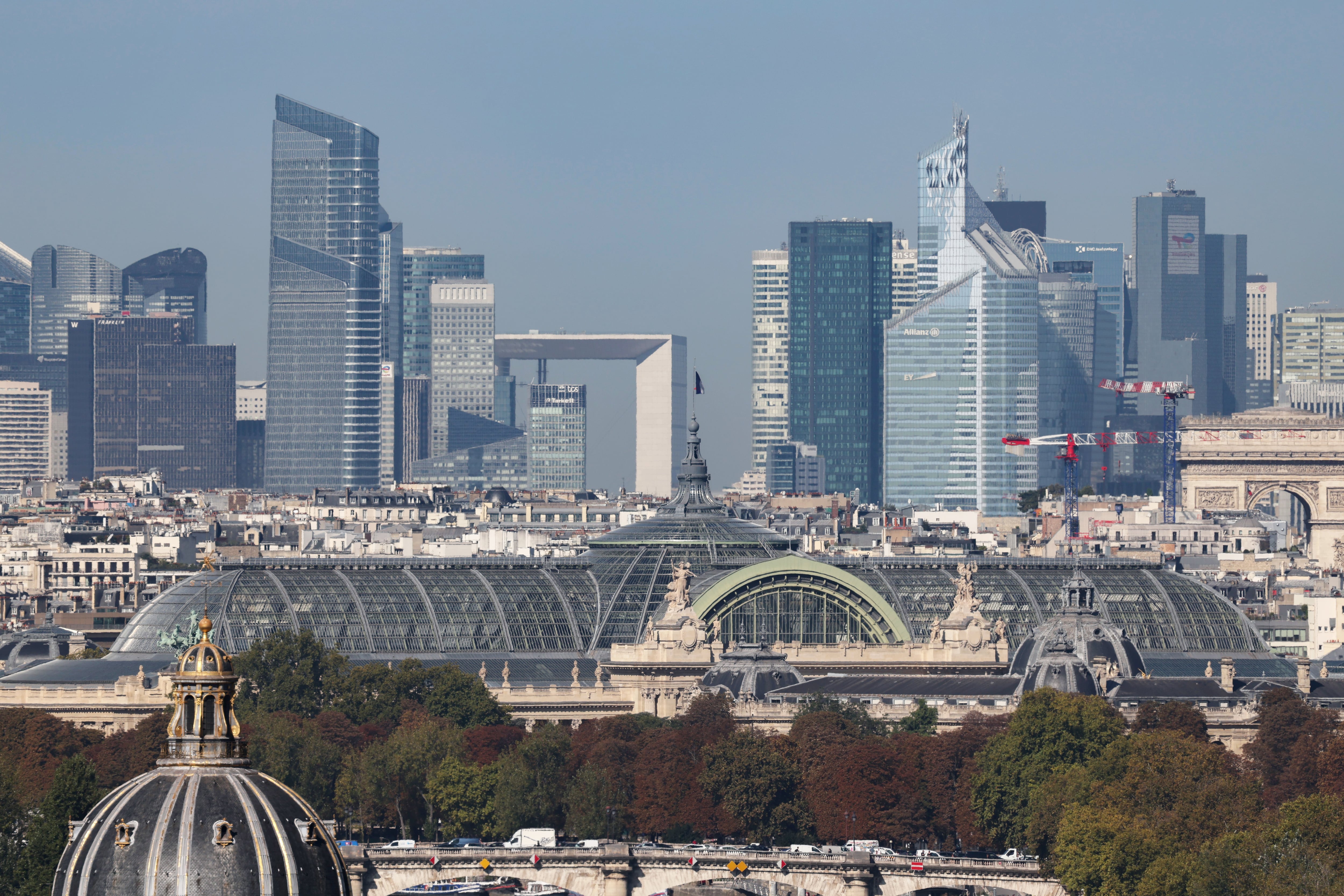 Ciudad financiera de La Defense, en París (Francia) 