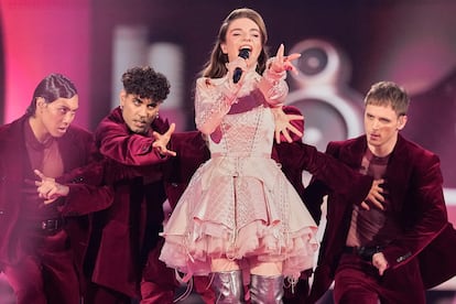 'La Poupee Monte Le Son' es la canción de la representante de Luxemburgo, Laura Thorn.