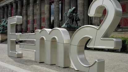 Escultura emplazada en el Paseo de las Ideas (Berlín)