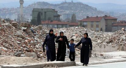 Refugiadas sirias en un barrio de Ankara.