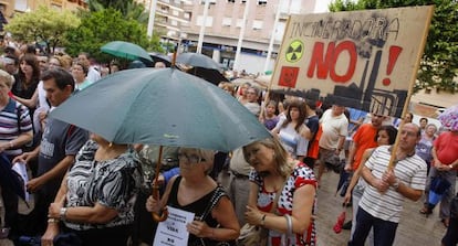 Protesta vecinal contra la instalación de la incineradora proyectada por Reyval en L’Alcora.