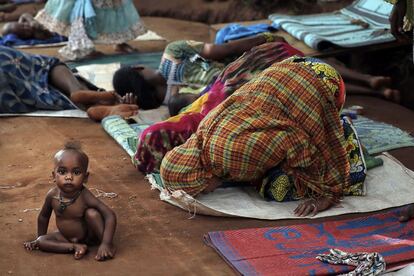 Refugiados musulmanes en la iglesia catlica de Carnot en Repblica Centroafricana. Casi un milln de personas han tenido que abandonar sus hogares debido a la crisis que vive el pas.