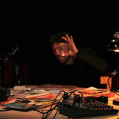 Escena de l'obra 'Nodi: de gossos i malditos'
