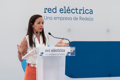 La presidenta de Red Eléctrica, Beatriz Corredor, en Teruel a mediados de julio.