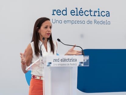 La presidenta de Red Eléctrica, Beatriz Corredor, en Teruel a mediados de julio.