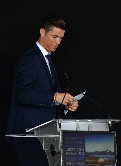 El futbolista portugués Cristiano Ronaldo durante su discurso en la inauguración del Aeropuerto Cristiano Ronaldo.