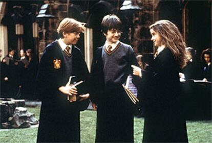 Fotograma de la película <b></b><i>Harry Potter y la piedra filosofal.</i> FOTOGRAMAS - ESCENA