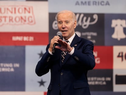 El presidente estadounidense, Joe Biden, presenta las nuevas propuestas presupuestarias de su administración, durante un evento en el Finishing Trades Institute este jueves.