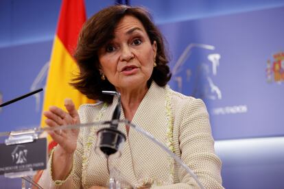 La diputada socialista Carmen Calvo, este martes en la sala de prensa del Congreso.