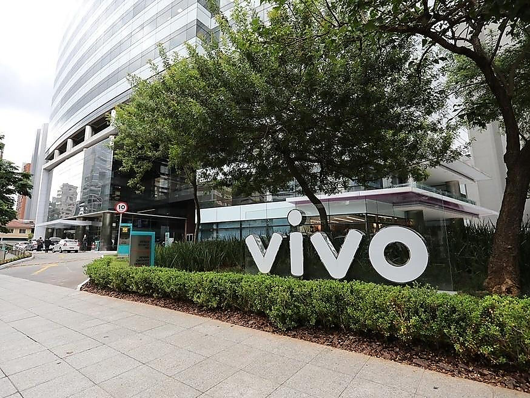 Telefônica Brasil impulsa sus ganancias semestrales a máximos de tres años
