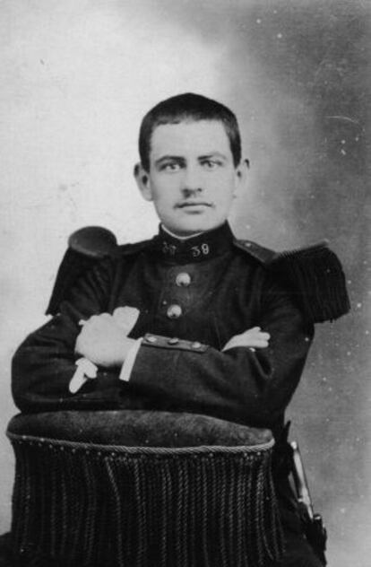 François-Hilaire Waterlot durante su servicio militar.