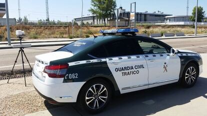 Control de velocidad en una carretera de Salamanca, en una foto de archivo.