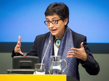 La ministra de Exteriores, Arancha González Laya, durante una rueda de prensa.