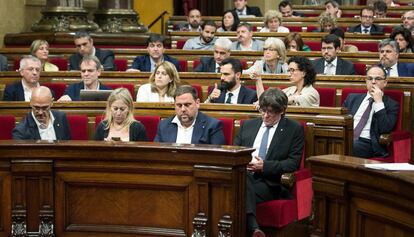 Diputats de Junts pel Sí al ple del Parlament.
