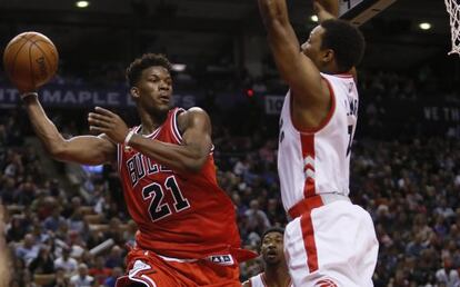 Butler, ante Lowry.