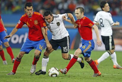 Trochowski, durante la semifinal del Mundial de Sudáfrica entre Alemania y España.