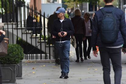 Mourinho, el lunes por un calle de Londres.