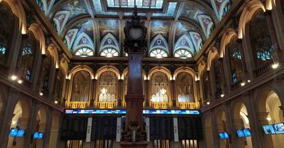 Interior de la Bolsa de Madrid.