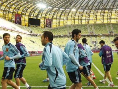 Los jugadores espa&ntilde;oles, durante el entrenamiento.