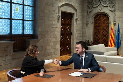 El presidente de la Generalitat, Pere Aragonès, y la nueva vicepresidenta de la Generalitat, Laura Vilagrà.