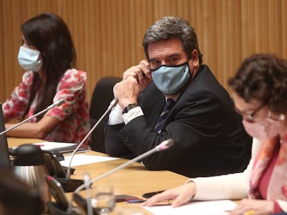 El ministro de Seguridad Social, José Luis Escrivá, en la comisión parlamentaria del Pacto de Toledo.