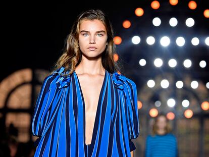 Clare Waight Keller se estrena al frente de Givenchy