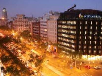 Sede corporativa de Novartis, en el número 764 de Gran Vía de les Cortes Catalanes de Barcelona.