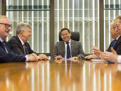 O vice-Presidente, Hamilton Mourão, durante audiência com empresários em 6 de fevereiro.