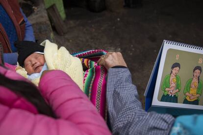Desde la primera infancia niñas y niños aprenden expectativas sociales, actitudes y comportamientos típicamente marcados por roles de género.