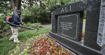 Muhammad Ali era experto en decir frases profundas sobre la vida. En su nicho en el Cave Hill Cemetery de Louisville (Kentucky) se puede leer una.
