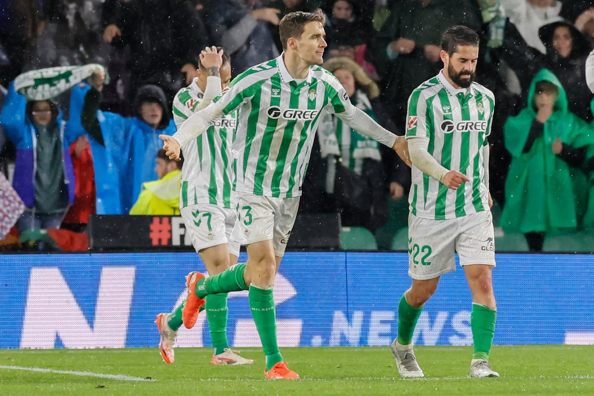 Cuatro de cuatro del Betis ante un Las Palmas en plena caída | Fútbol ...